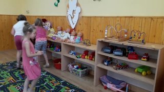 8 Find something red